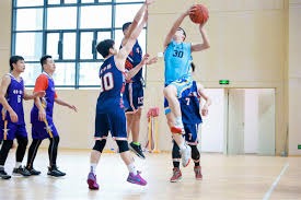 卡什：今夏只想留在维拉；还在找对象，波兰女生请私信我