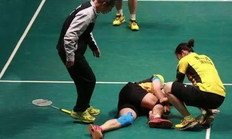 体育博弈里的“希望成本”。（竞技博弈中的“希望的代价”）